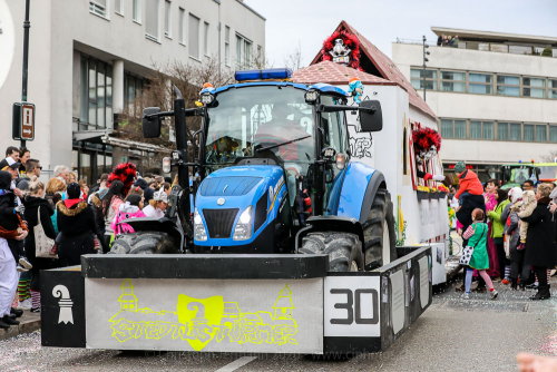 Sonntags Umzug im Stedtli LAUFEN