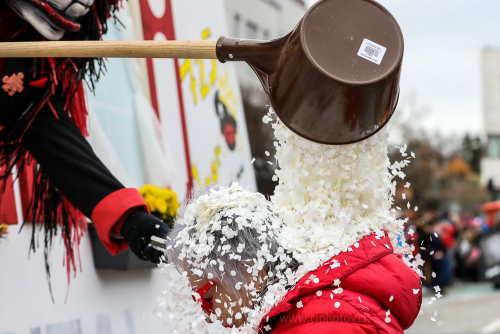 Sonntags Umzug im Stedtli LAUFEN