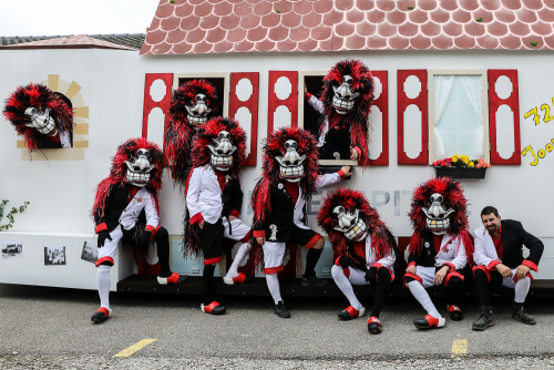 Sonntags Umzug im Stedtli LAUFEN