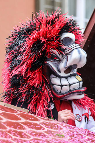 Dienstags Umzug im Stedtli LAUFEN